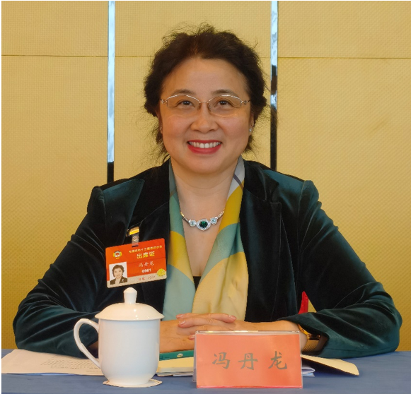 全国政协委员冯丹龙：尽快增加接种人员编制和数量，提升接种人员能力和待遇
