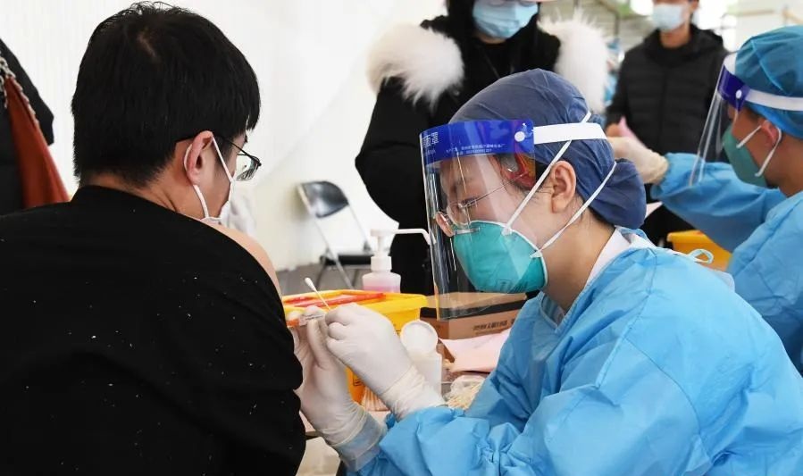 饱和式疫苗研发凸显人民至上 